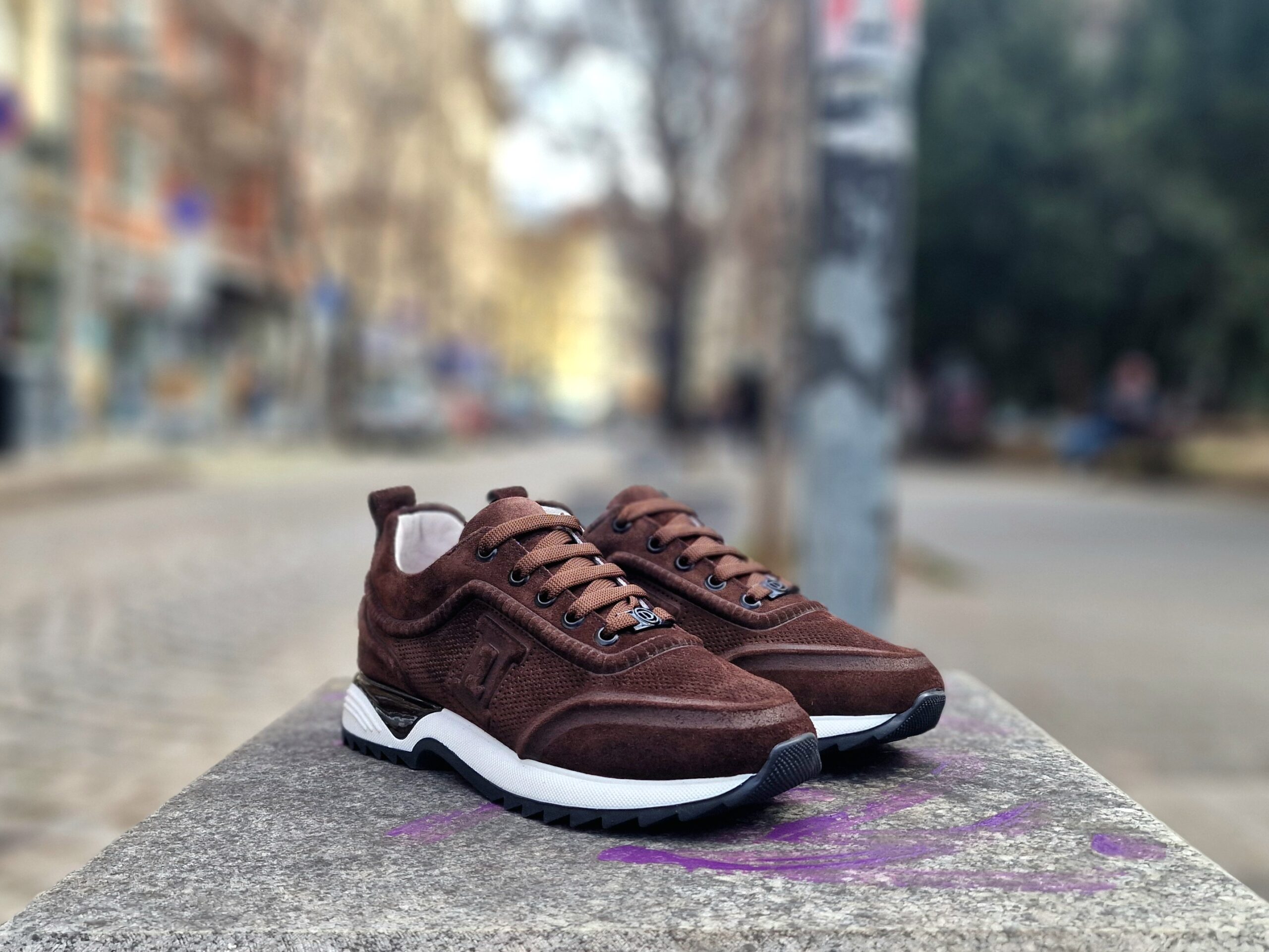 Дамски обувки от естествен кафяв набук с 3D принт и дишаща лазерна перфорация - Image 2