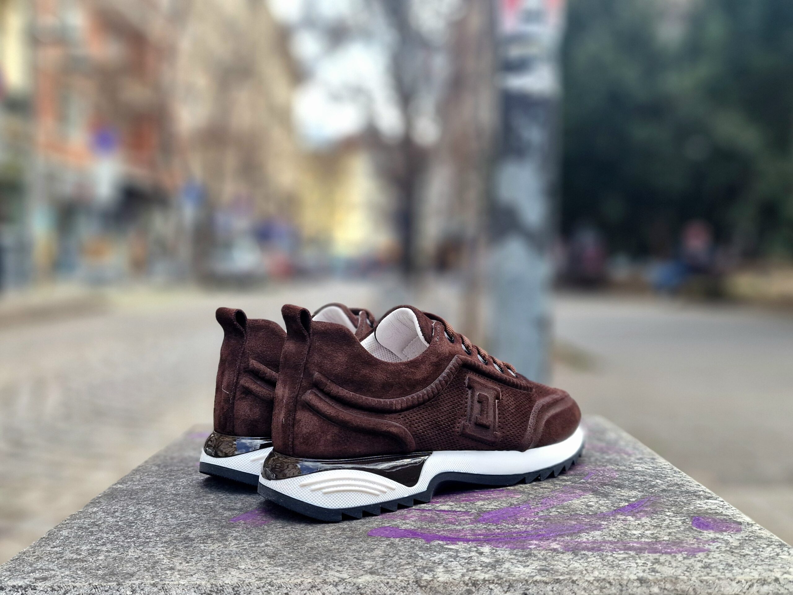 Дамски обувки от естествен кафяв набук с 3D принт и дишаща лазерна перфорация - Image 3